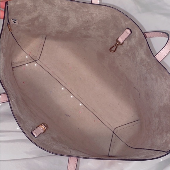 Kate Spade Tote - Picture 4 of 7